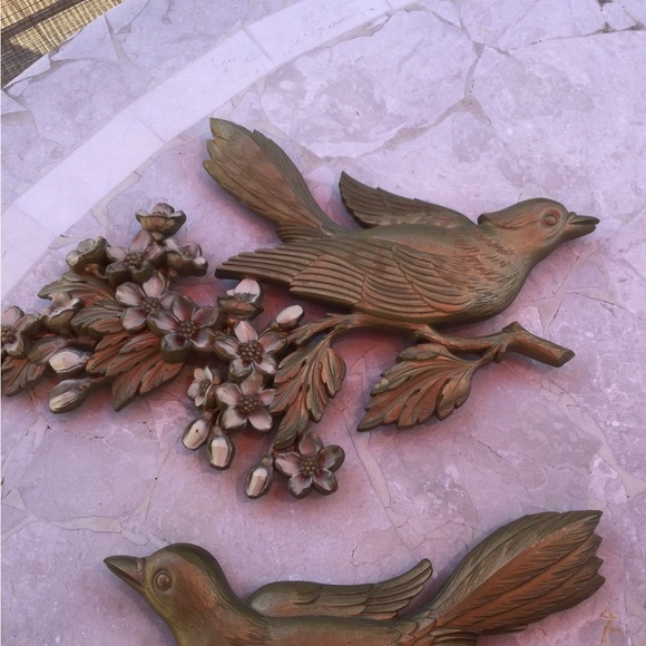 Vintage Gold Hard Plastic Birds and Flowers - Picture 3 of 11